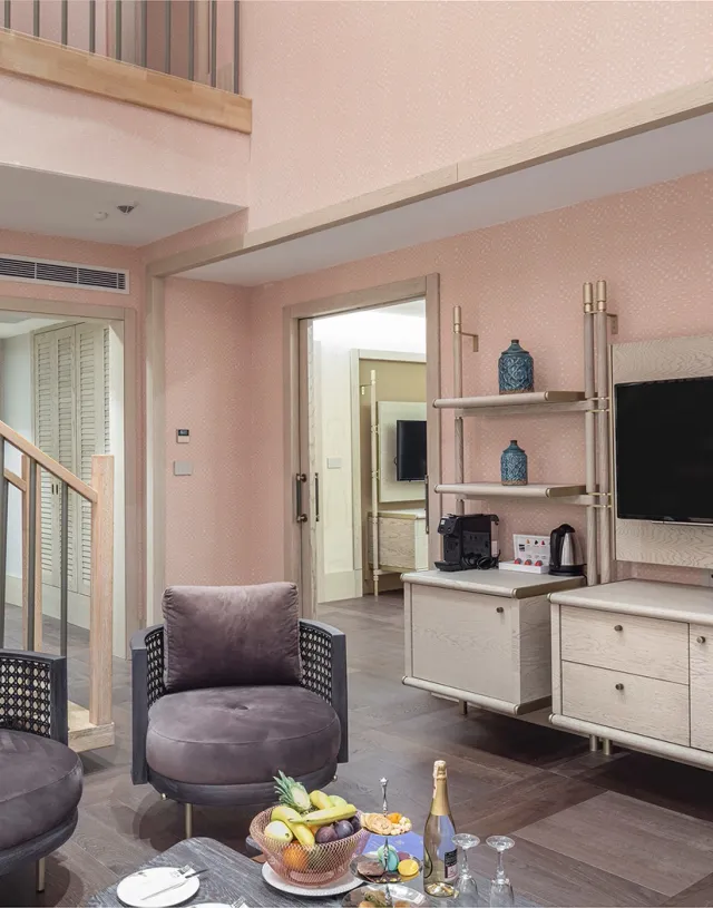 Presidential Suite 7