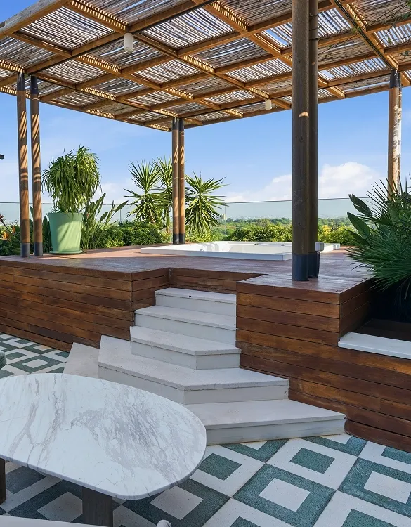 Premier Roof Top Suite 1